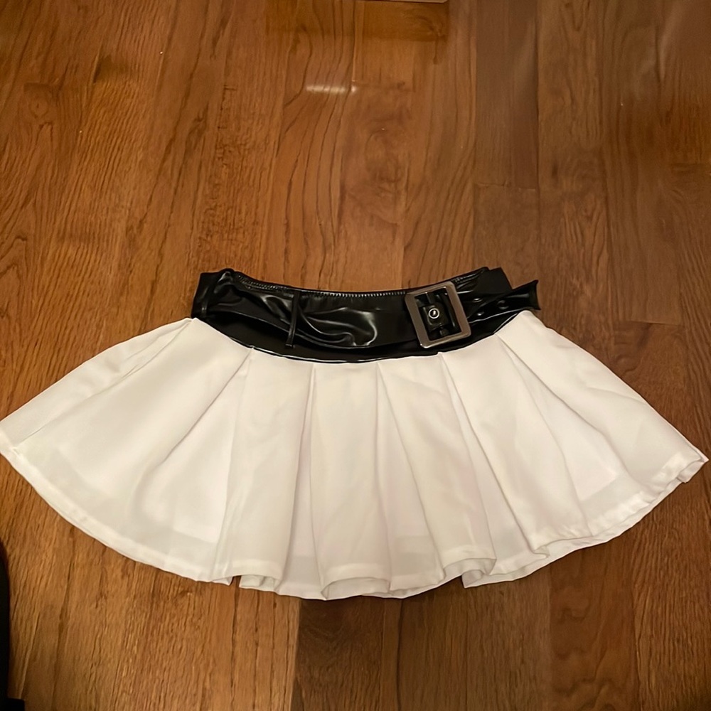 White Pleated Tennis Skirt